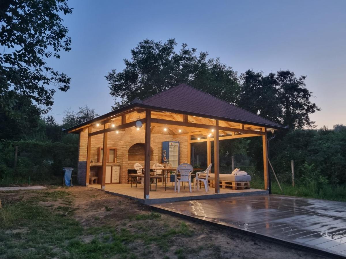 Hoopovo House Fruska Gora Villa Irig Buitenkant foto